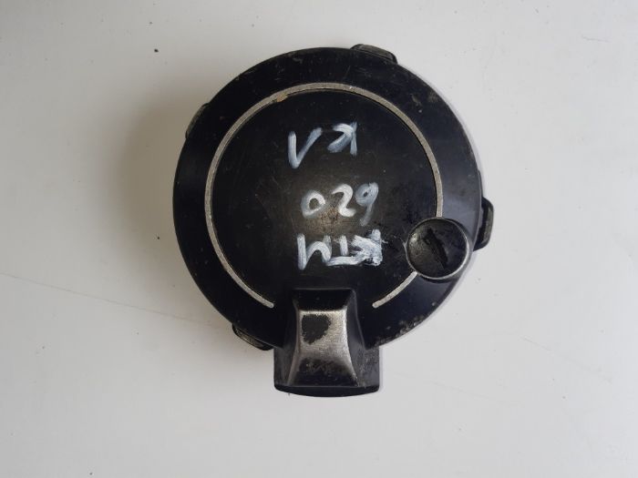 Ktm lc4 620 rok 94-98r dekiel pokrywa magneta części