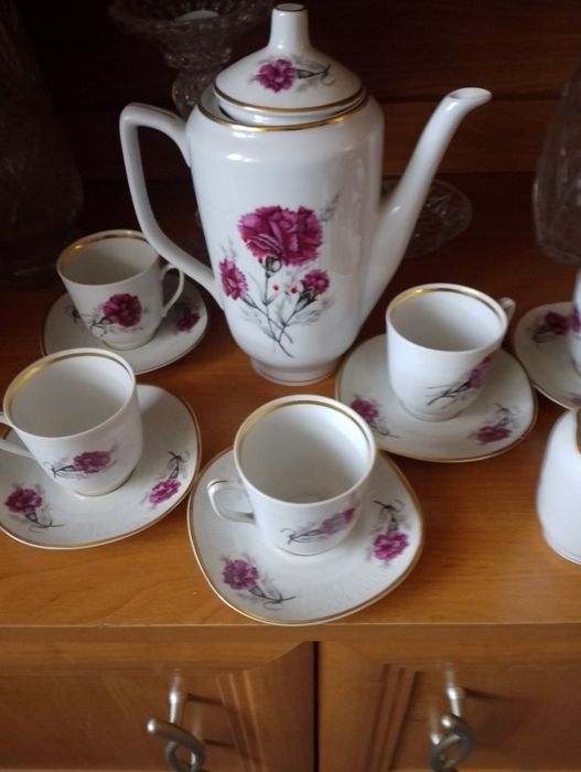 Porcelana z sygnaturą