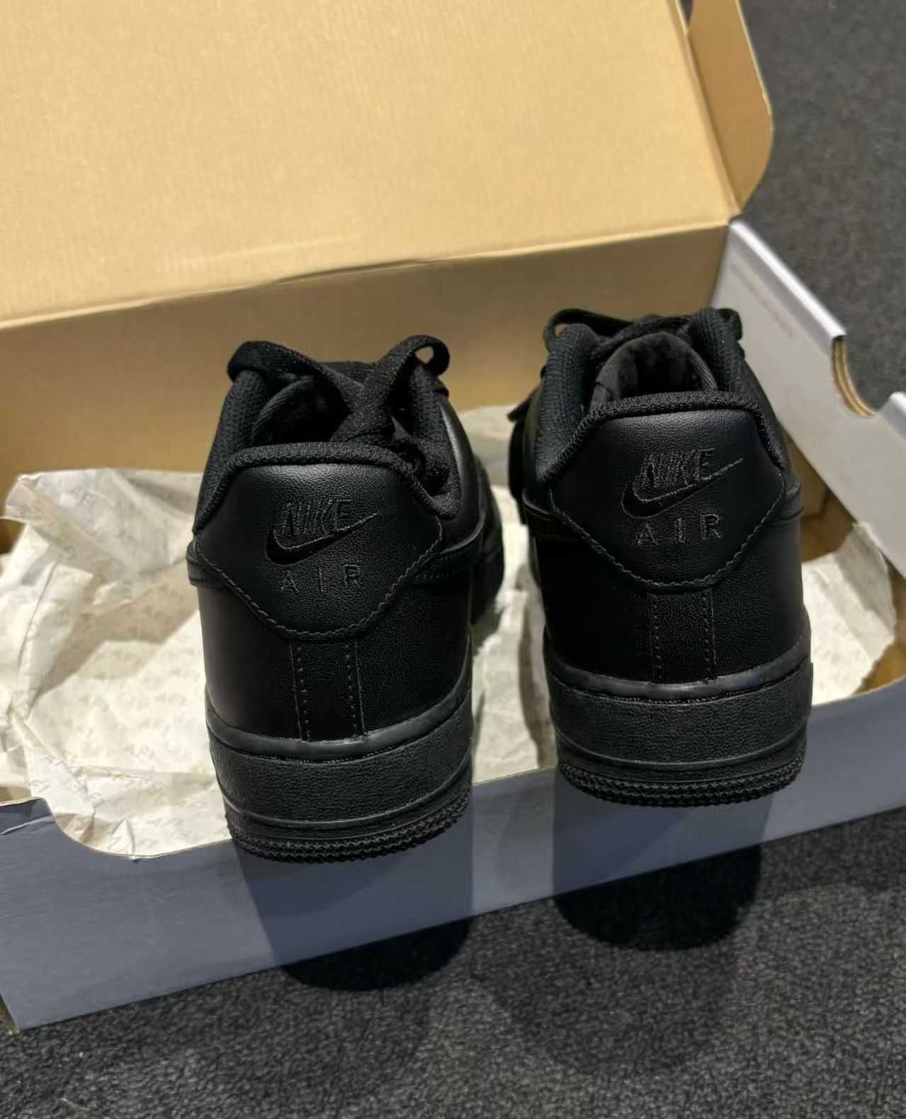 ButyDamskie Nike_Air_Force_1_Low_'07_czarny_Uniseks R.38