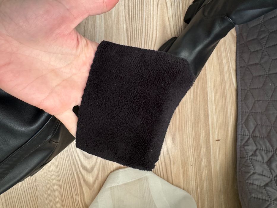 Чоботи, ботфорти, натуральна шкіра, тракторна подошва.