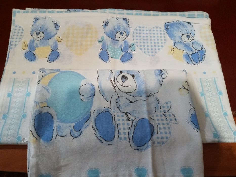 Pościel niemowlęca do łóżeczka niebiesko-biała w misie - 83 x 115 cm