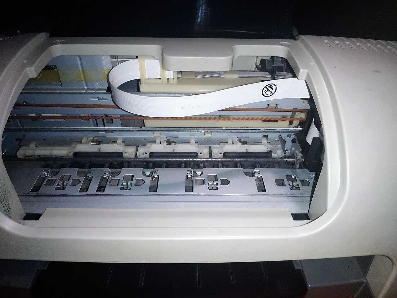 Принтер Epson Stylus C43 (на запчасти)