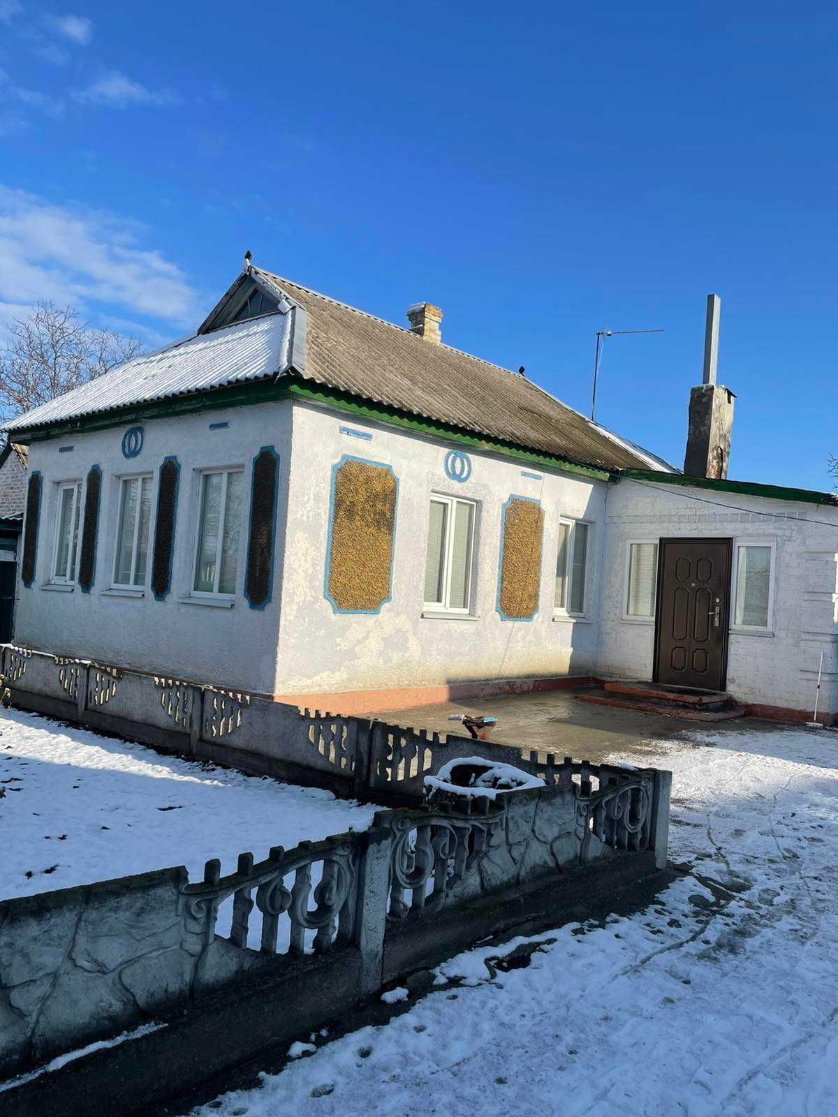 Срочно продам дом с удобствами. Губиниха. Центр.