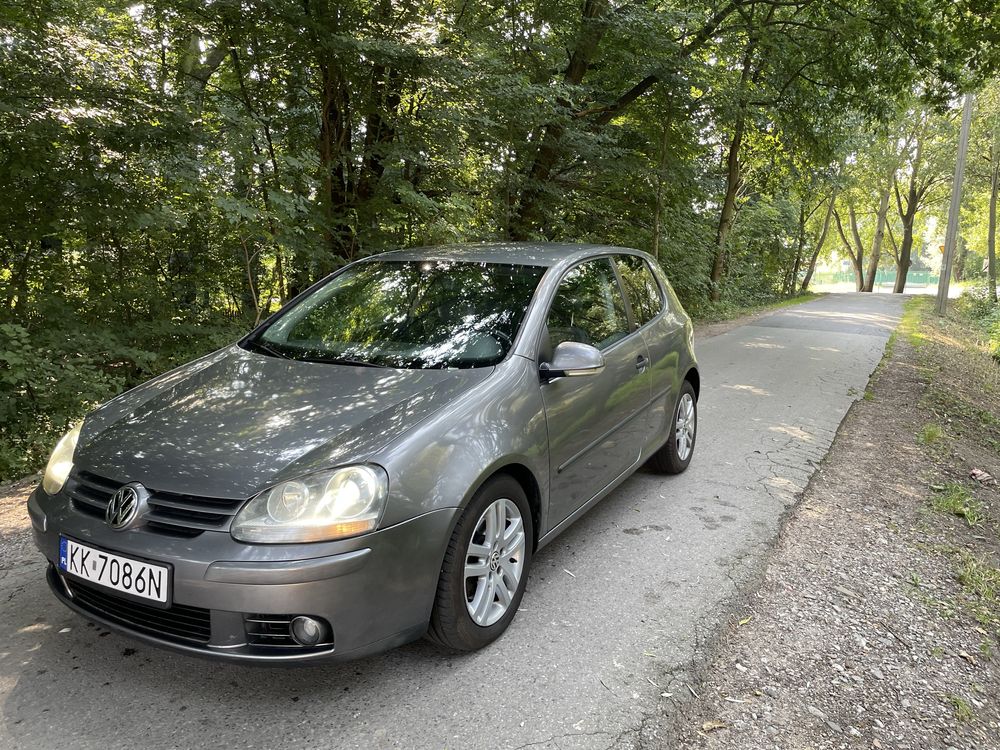 VW Golf V 4x4 2.0 Tdi