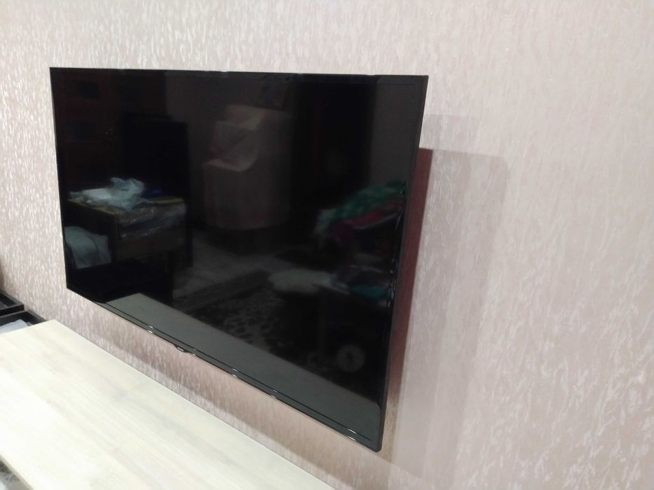 Телевізор Samsung UE58H5270 58" Full HD HDMI USB