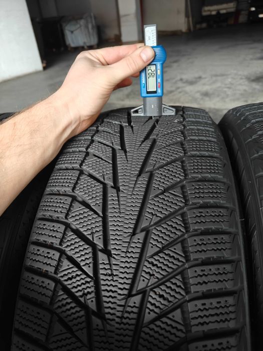 Hankook Winter I*cept IZ2 R15 195 60 шини зимові дуже гарний стан