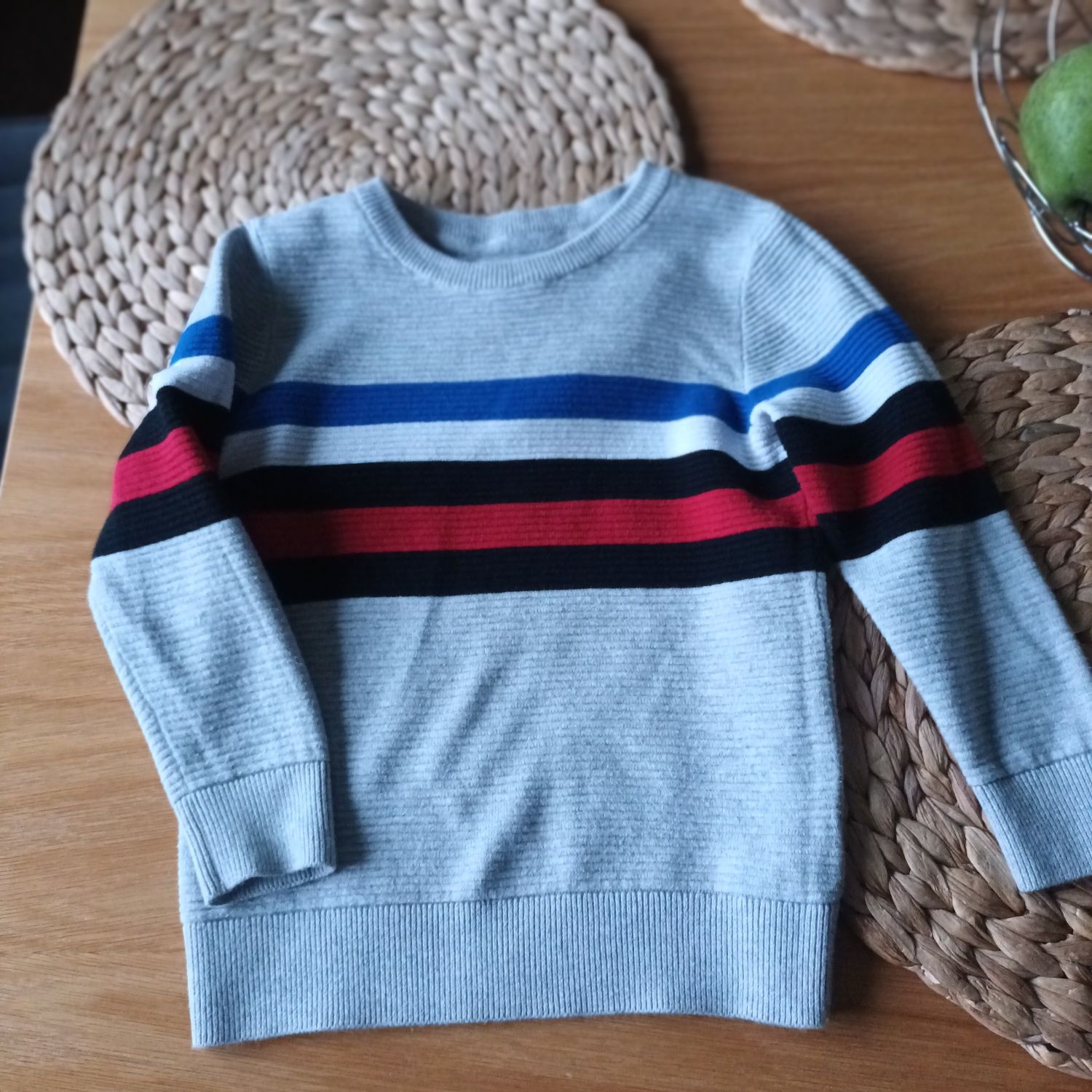 Sweter elegancki chłopięcy. Sweterek. 104