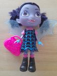 Vampirina (boneca e cão )