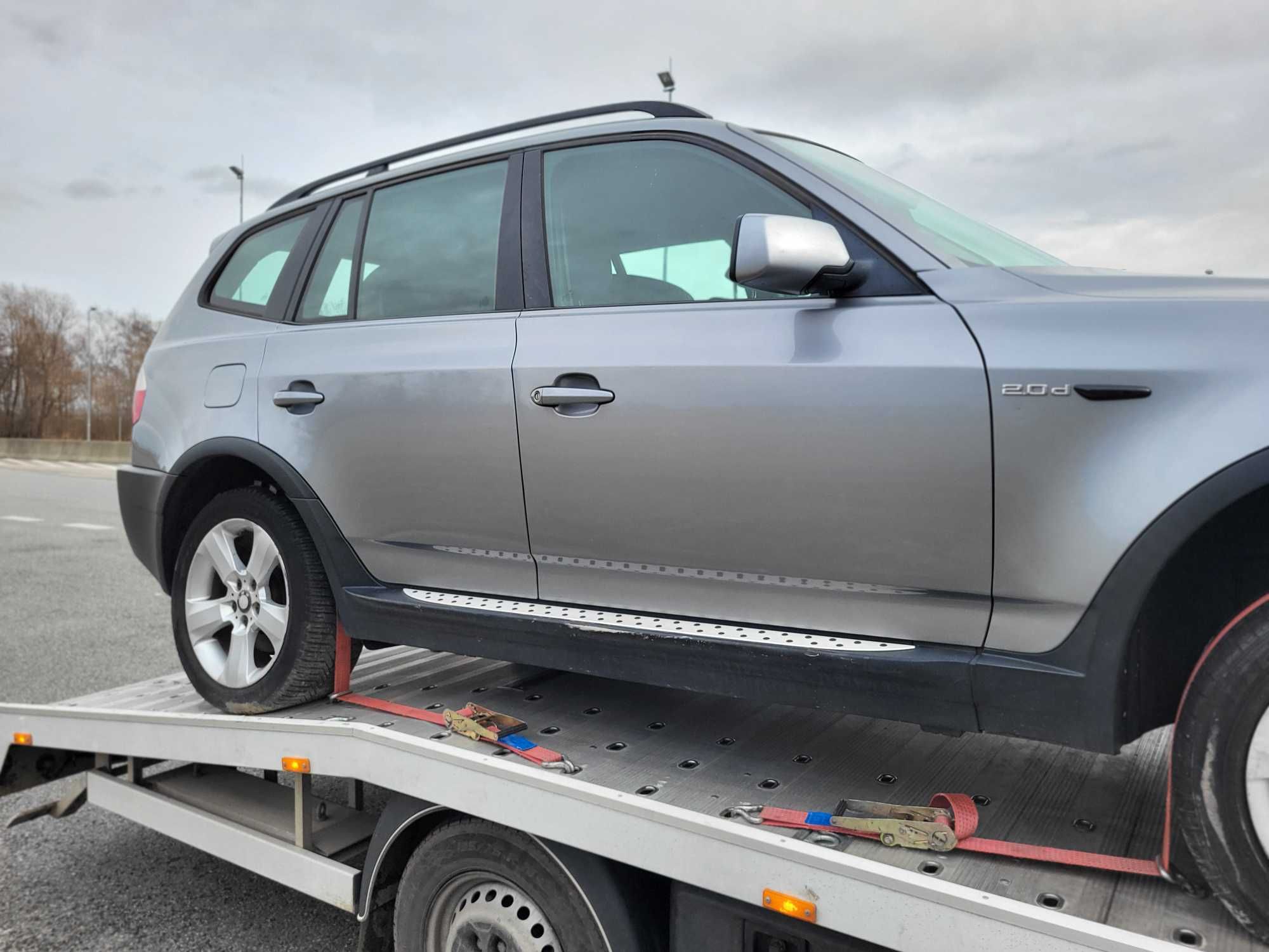 zderzak tylny tył BMW zX3 E83 silbergrau Metallic z czujnikami