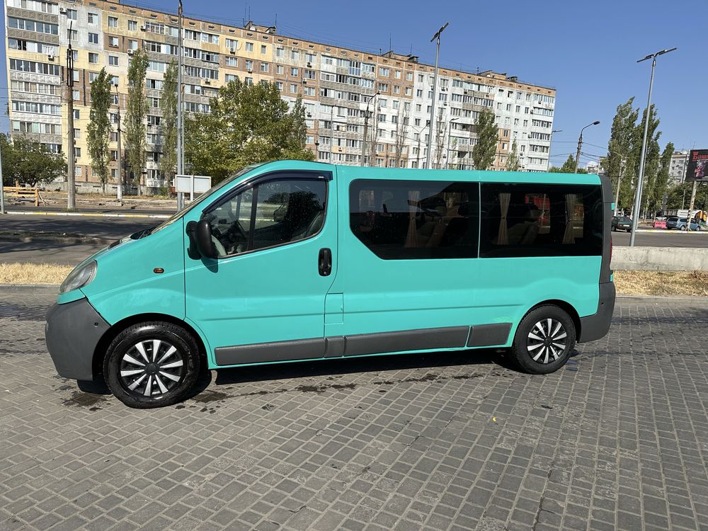 Продам Opel Vivaro 2006 рік