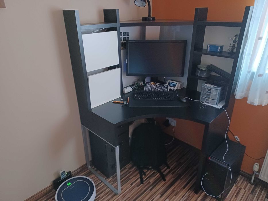Biurko narożne z nadstawką Ikea