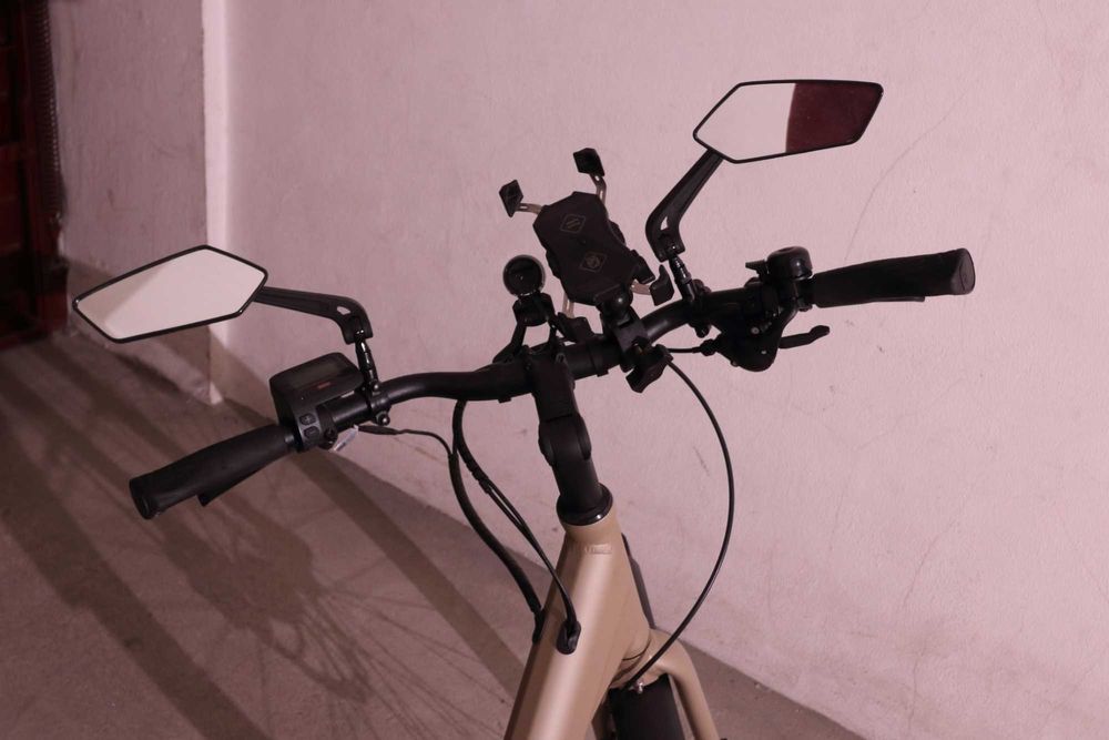 Bicicleta elétrica Beeq B400 exatamente nova e na garantia. Tamanho M