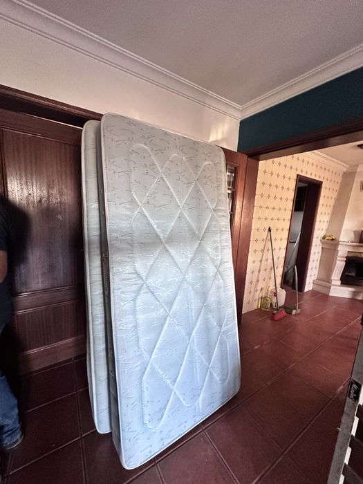 Colchoes usados em muito bom estado