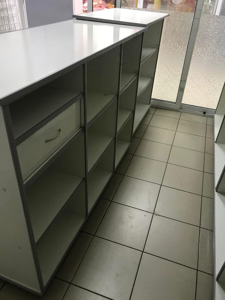 Меблі для непродовольчих товарів