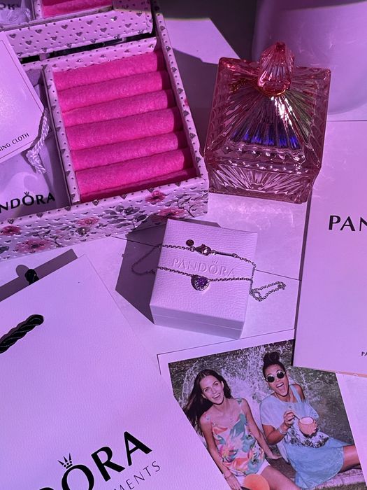 Pandora срібний кулон з рожевим серцем