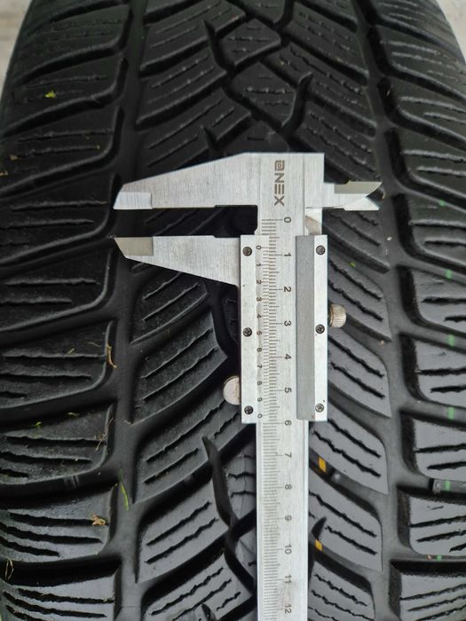 Koła zimowe 16" Ford 5 x 108 opony zimowe 215 / 55 / 16