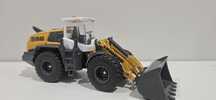 Ładowarka Liebherr L556 1:50