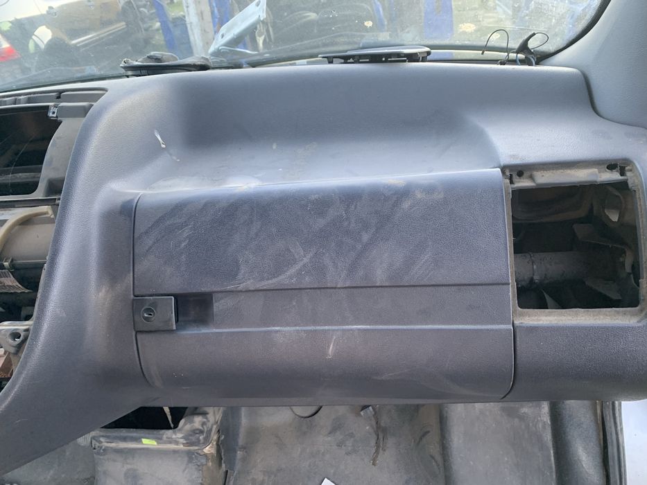 Бардачок кришка торпедо панель вито віто vito 638 2.2 cdi 2.3 шрот