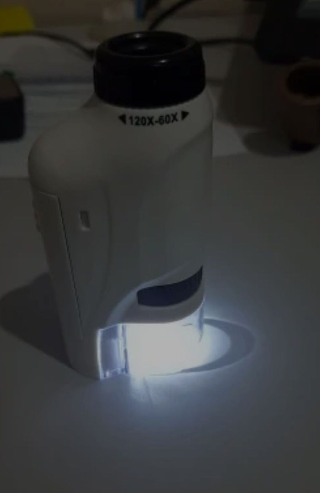 Карманний мікроскоп із збільшенням х60 х120 разів