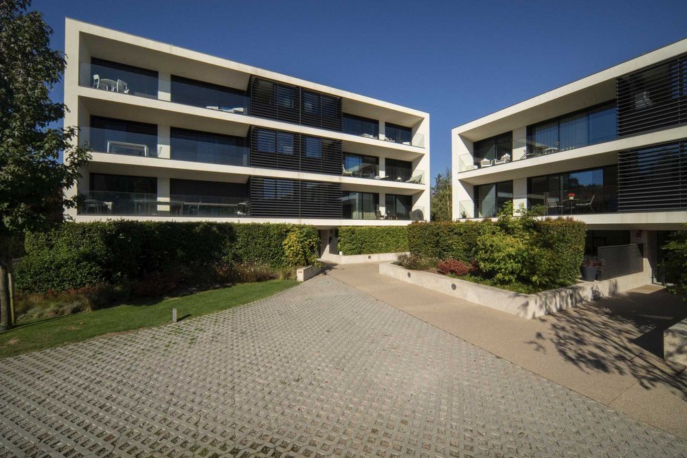 Arrendamento - T2 no Pinheiro Manso: 142,8 m2 e Quintal Privativo