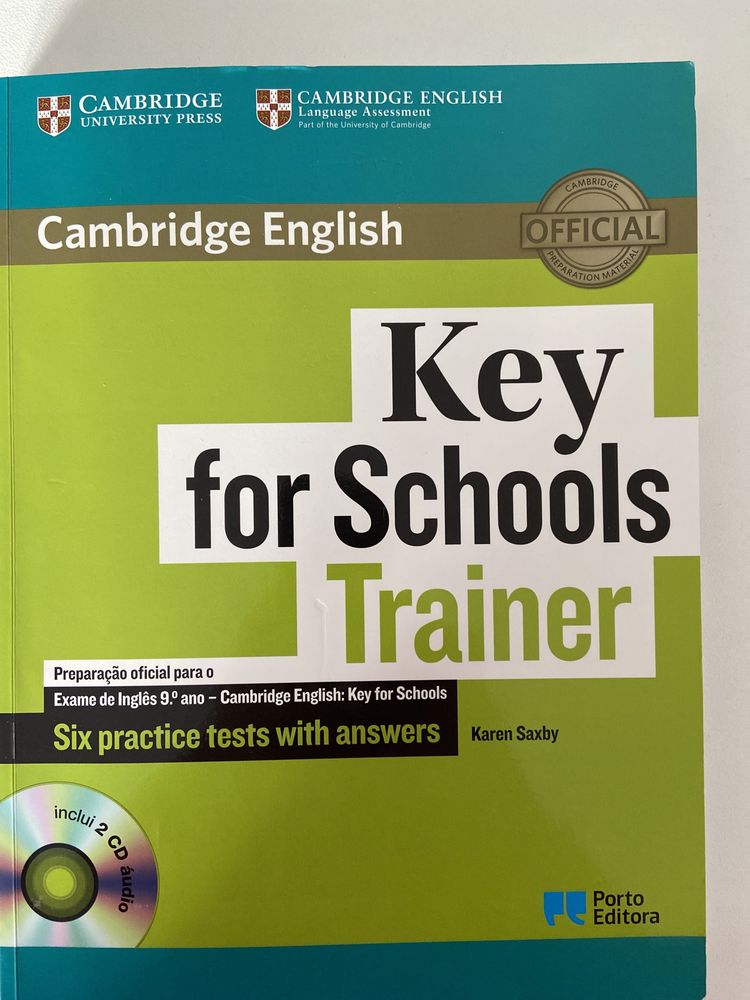Livros de preparação para exames do Cambrige English