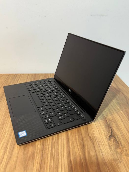 Топовий ноутбук Dell XPS 13 9370