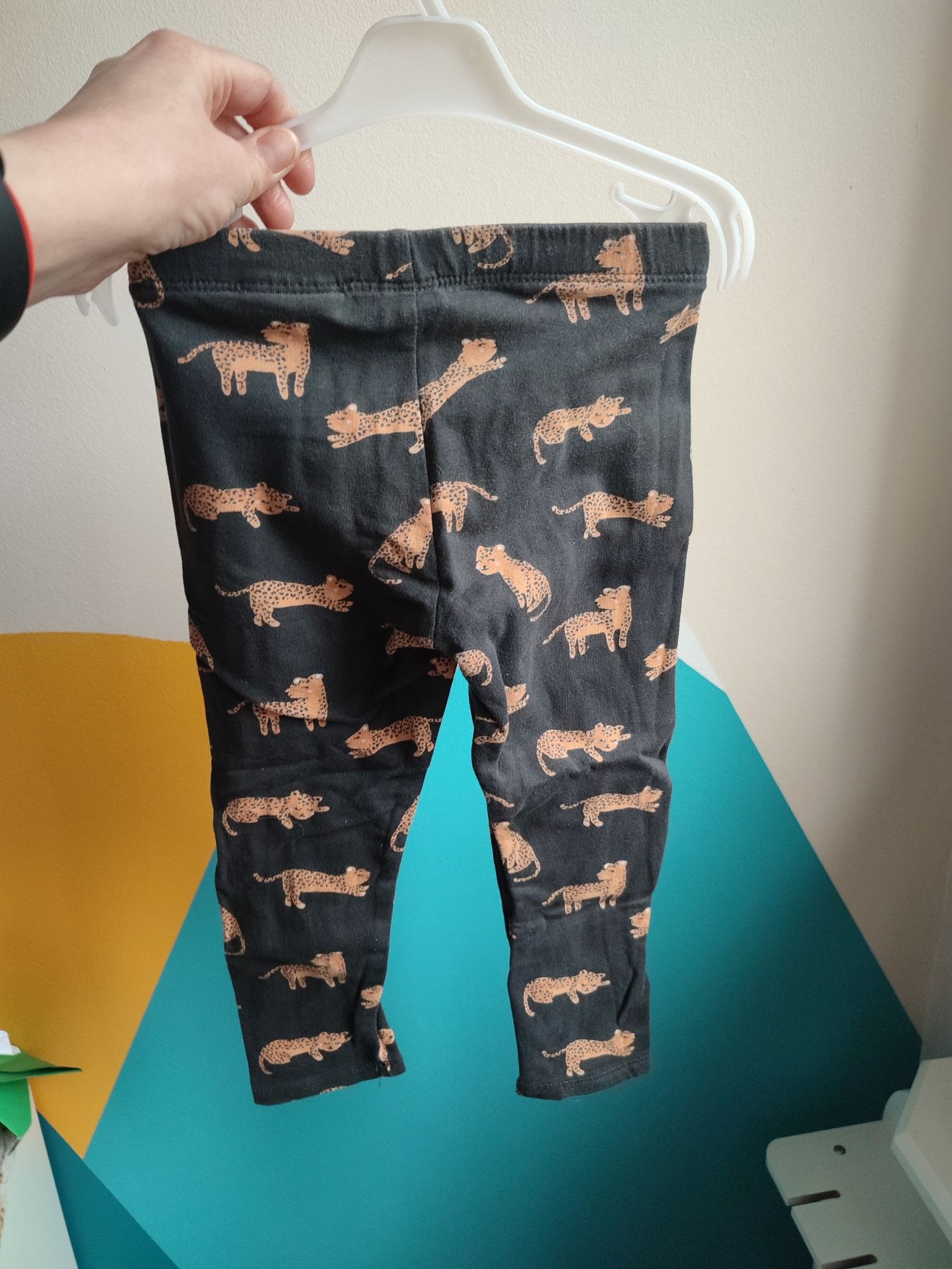 Legginsy ocieplane 98 H&M gepardy lamparty