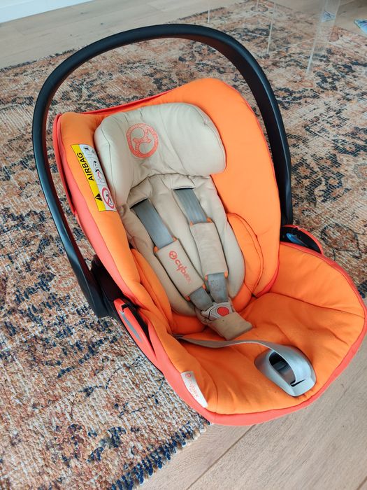 Fotelik 0-13 Cybex Aton Q wraz z bazą ISOFIX