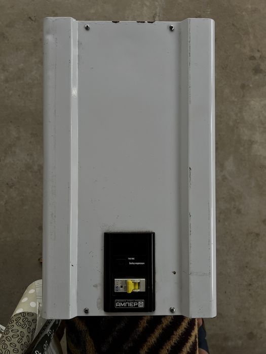 Продам стабілізатори напруги ЕЛЕКС АМПЕР 12-1/25