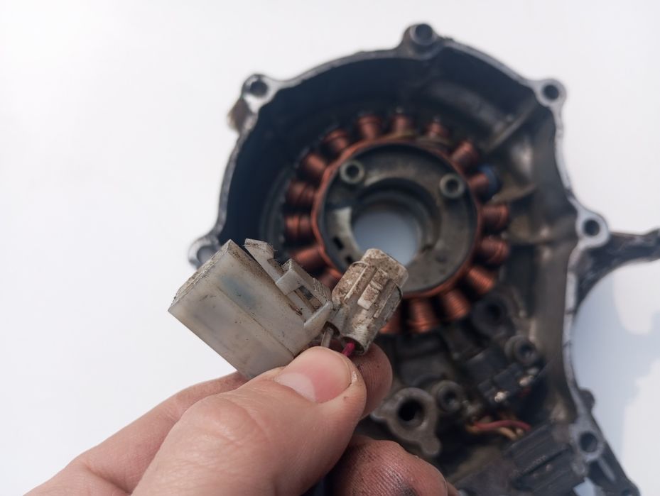 Stator zapłon dekiel Yamaha YZF 125 wr125 misa pokrywa kapa B5