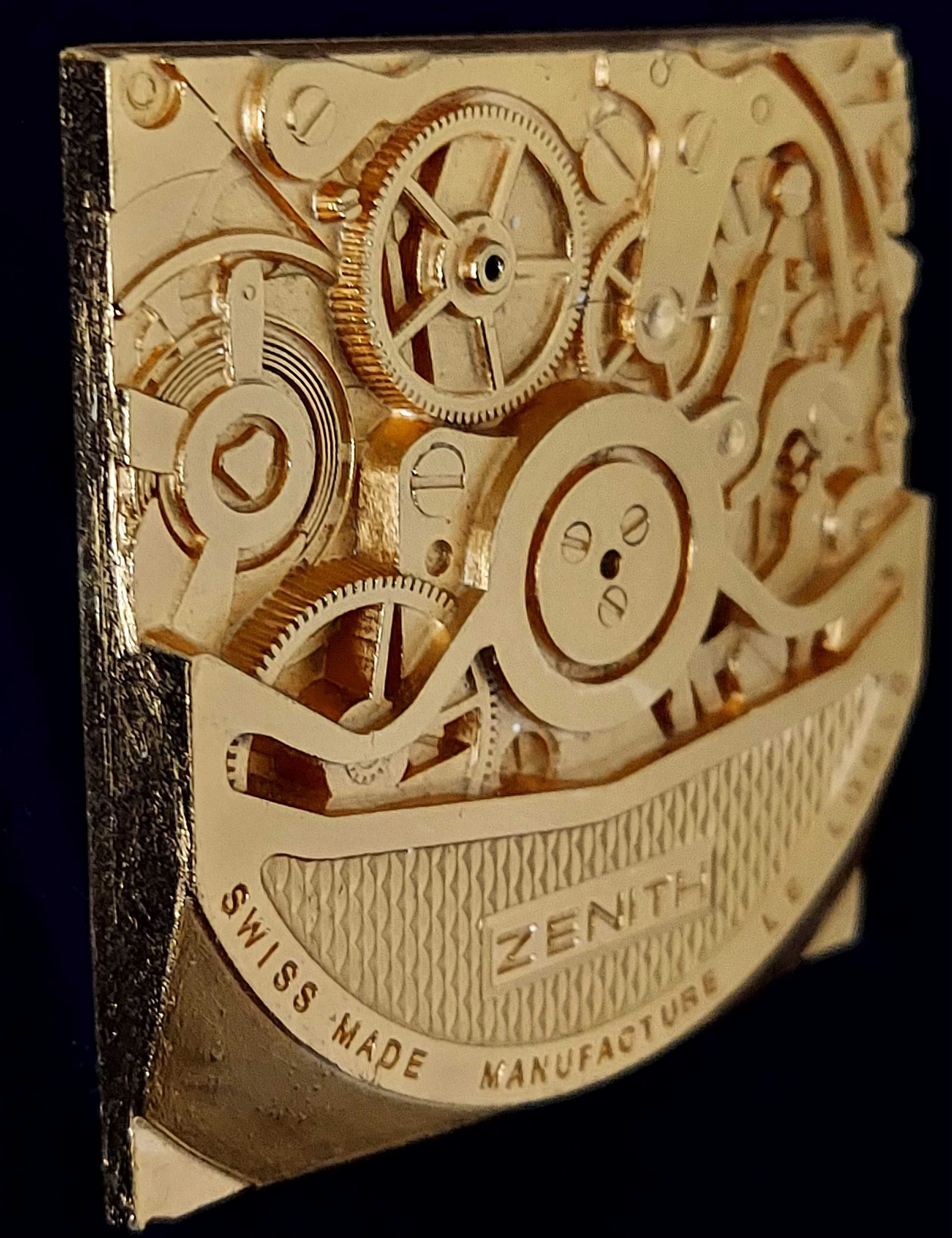 Placa Manufacture  ZENITH SWISS MADE Plaqué Ouro