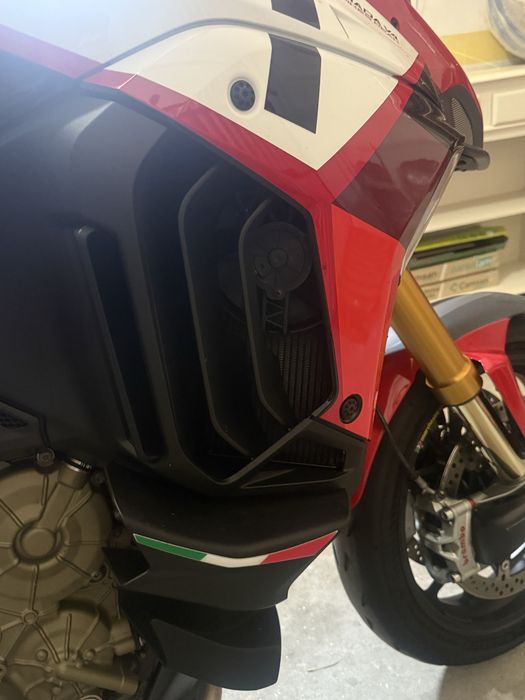 Ducati v4 pikes peak