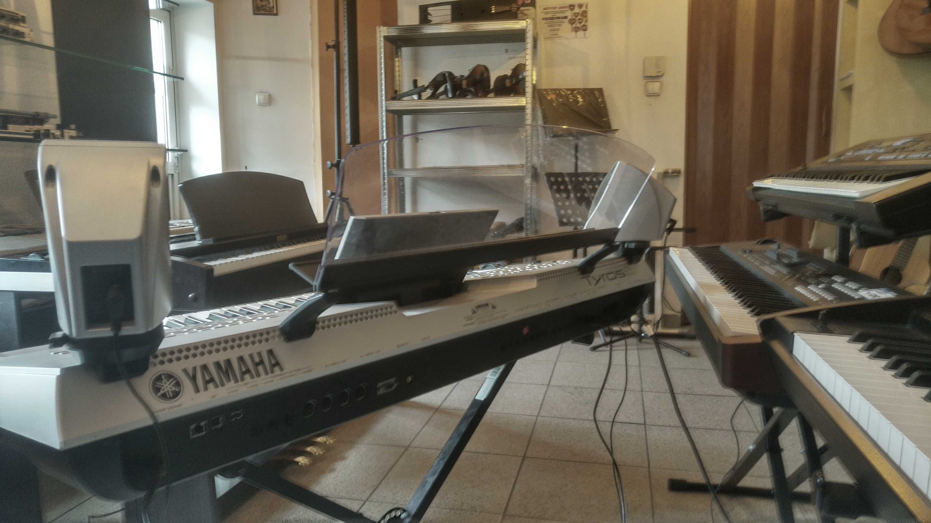 Yamaha Tyros 3 cały komplet stan idealny