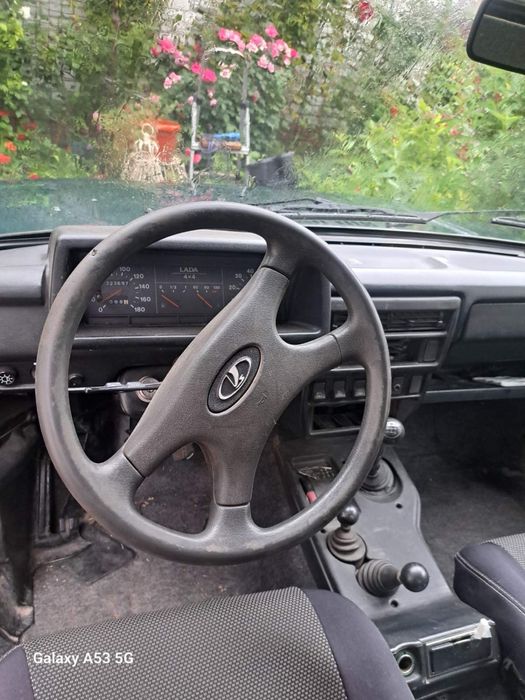 Продам нива Харків недорого