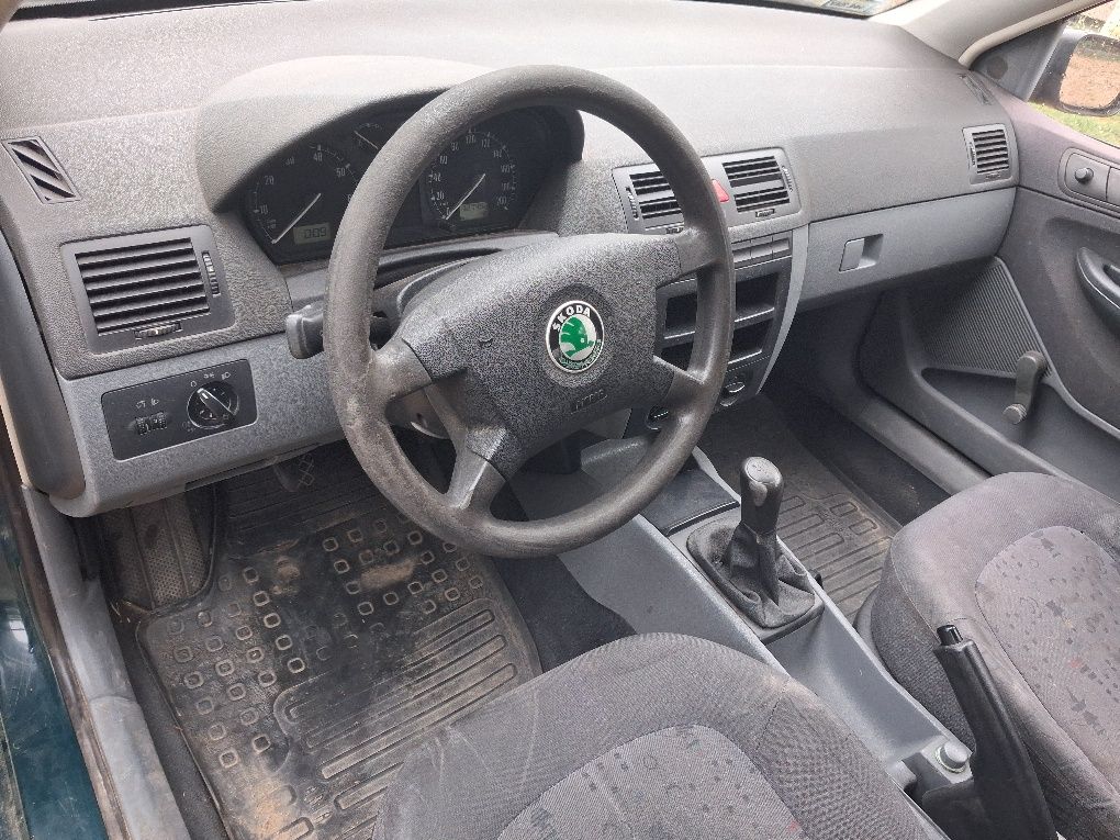 Sprzedam skode fabie 1.4mpi
