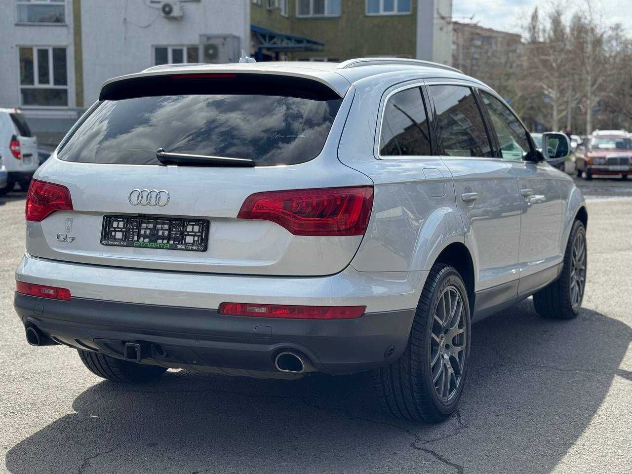 Audi Q7 quattro 2013