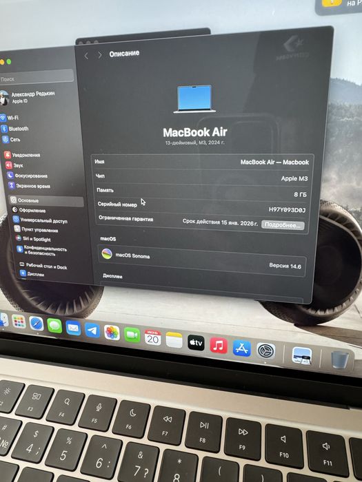 Macbook air 13 m3 8/256 на гарантии