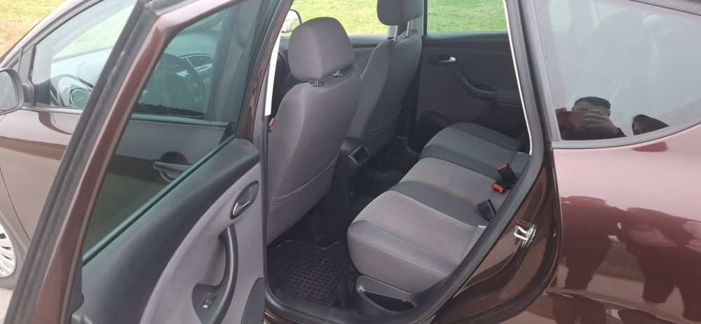 Seat altea xl 1.6tdi 105km 2010r