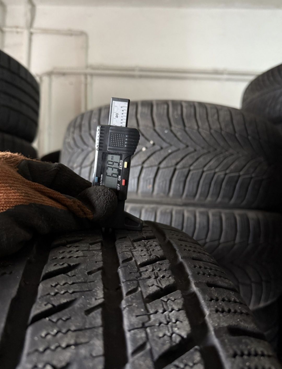 4xEsaTecar 205/65 r.16c, 2022, 7,7mm/6,3mm