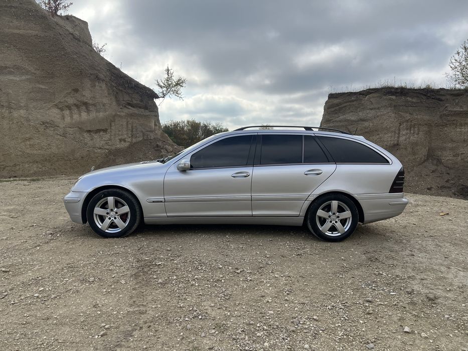 Продам Mercedes W203 C-Class 2.2cdi