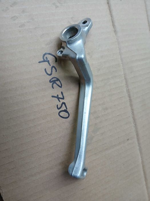 Suzuki gsr750 dzwignia hamulca tyl gsr 750