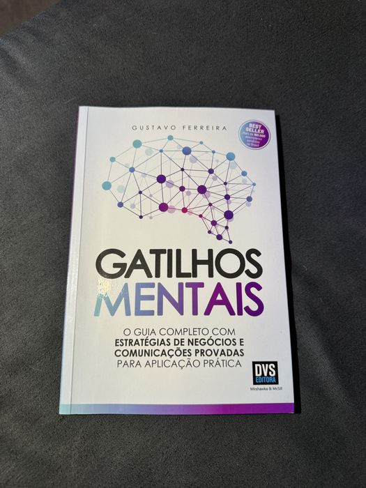 Vendo livro “Gatilhos Mentais”