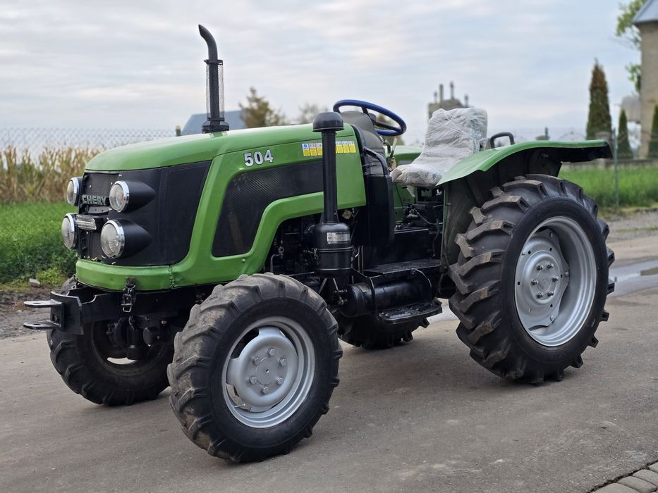 Повнопривідний трактор DW244X із компресором, ГПК, вага 1650кг, ідеал