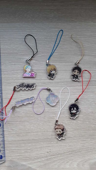 Phone charms anime pêndulos de telemóvel Kpop demon hunters aot