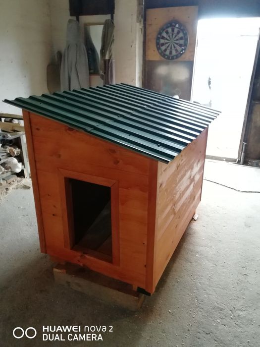 Собачі будки на замовлення