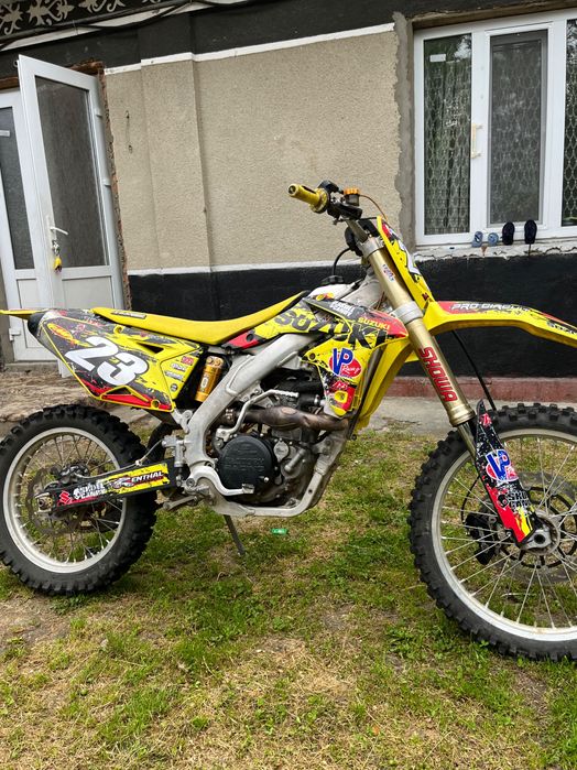 Мотоцикл Suzuki 450
