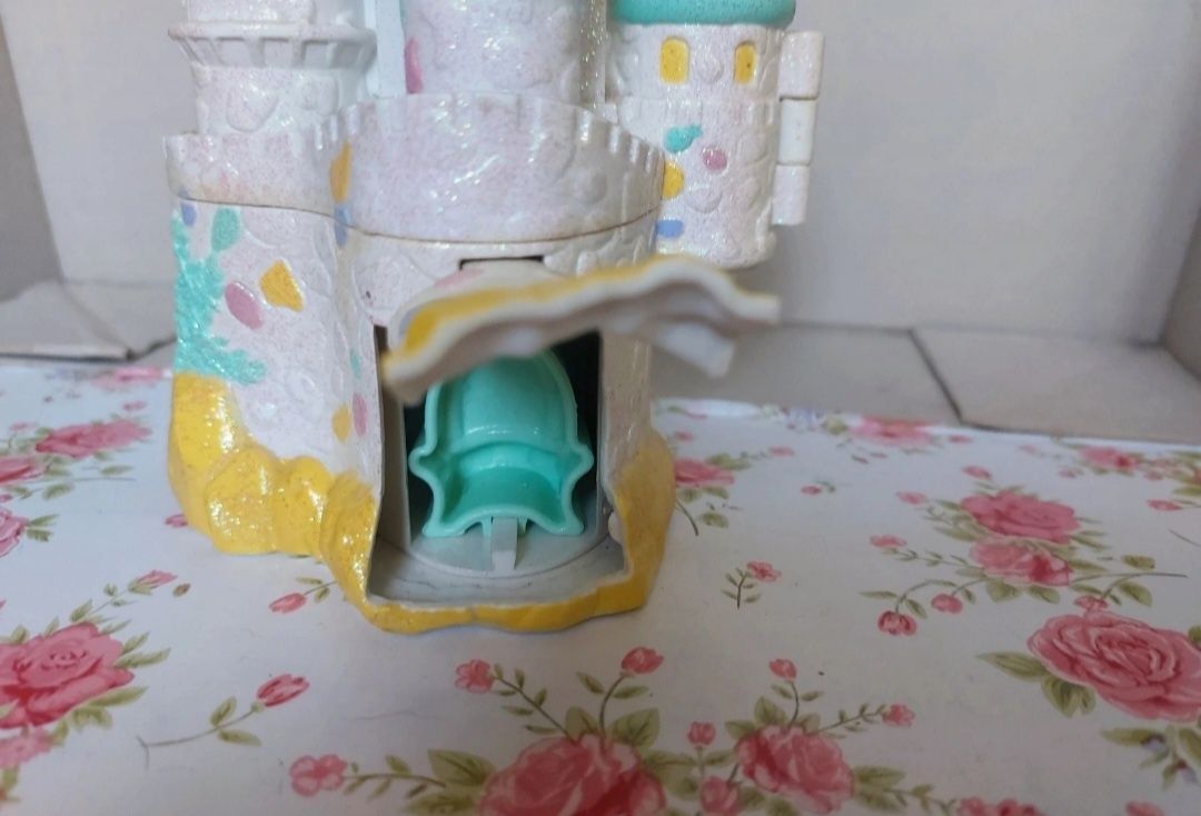 Super vintage Sea Castle Polly Pocket 1994 Trendmasters