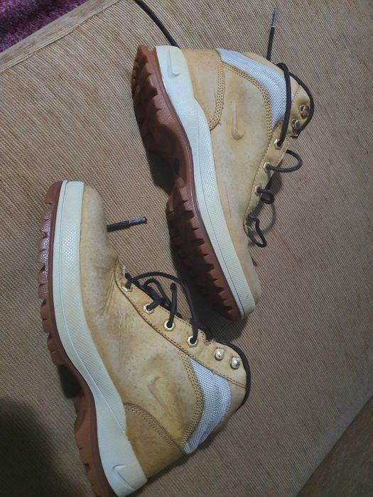 Botas Nike VO2 tamanho 40
