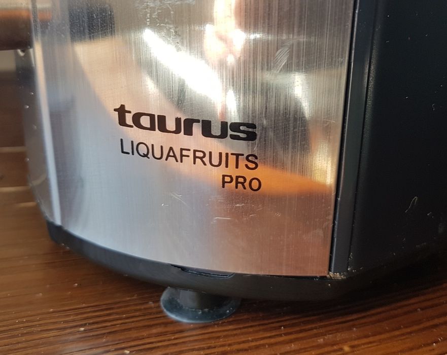 Taurus Liquafruits PRO 800 W