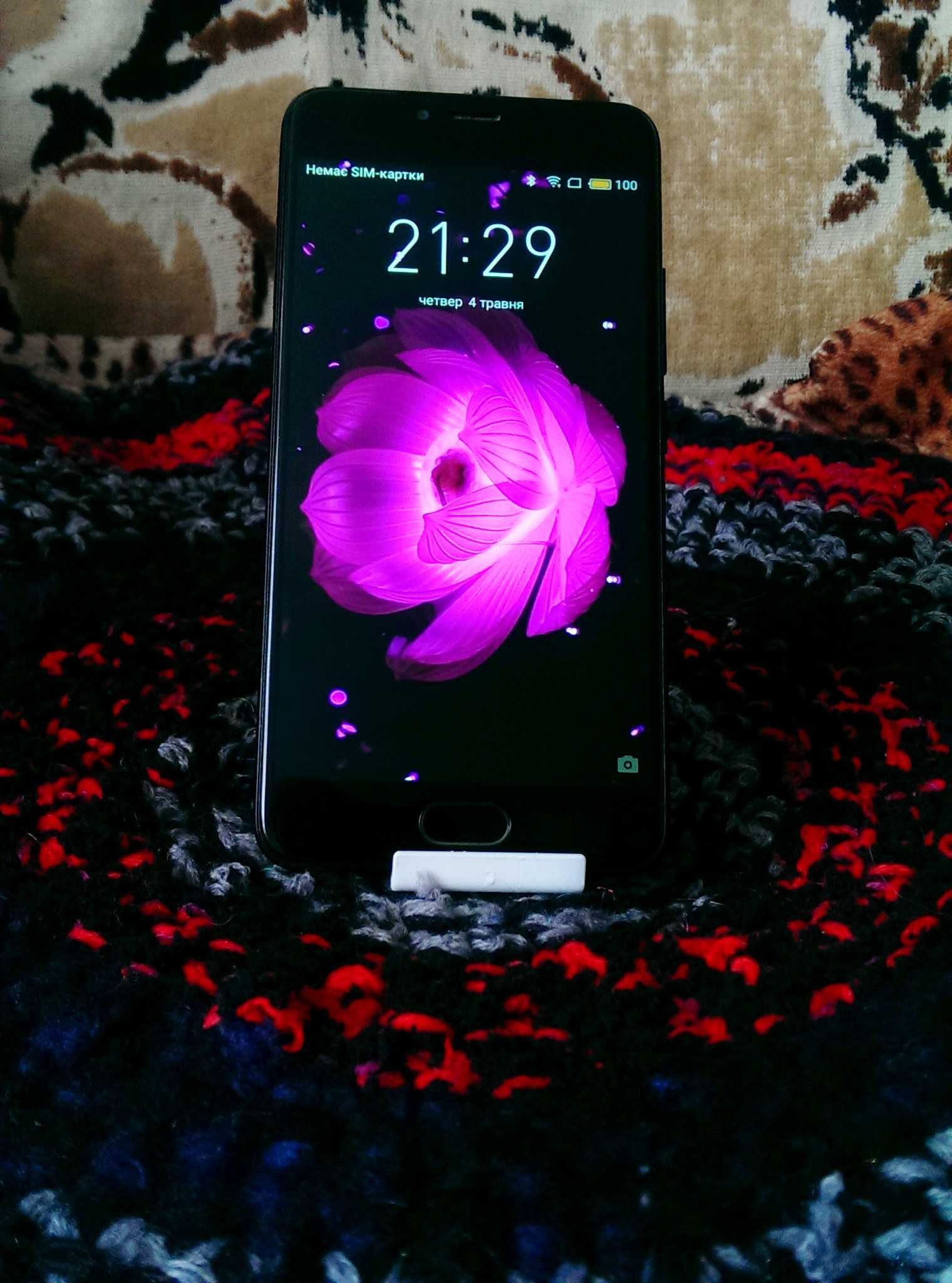 Meizu M5 4G- 2/16 GB, 8 ядер, сканер пальца, с Плеймаркетом